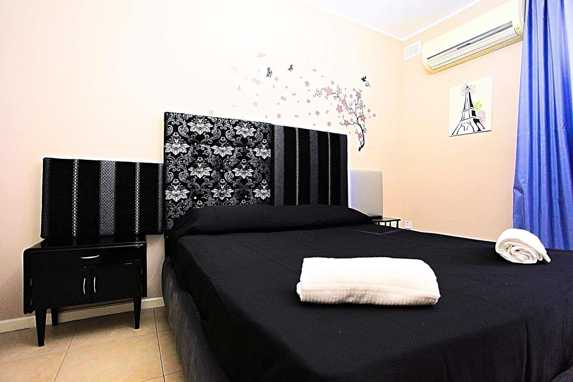 Apartment Boutique Saint Julians *