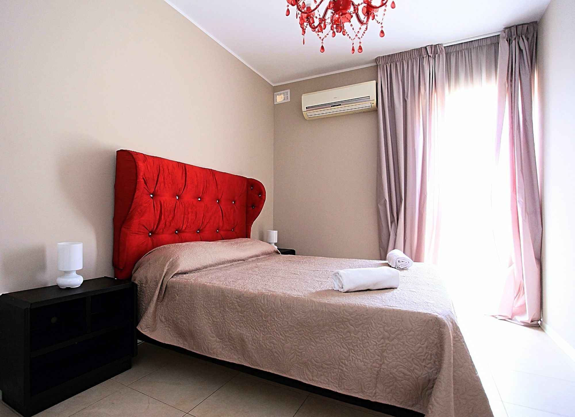 Boutique Saint Julians *